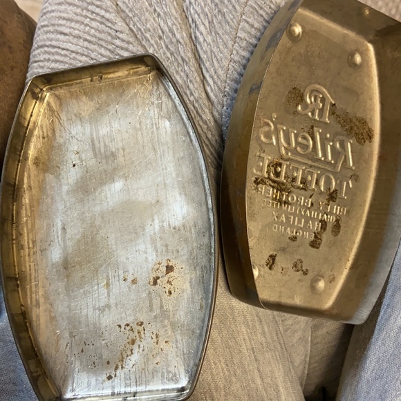 Vintage 1930s RILEYs Tin Box,Mabel Lucie Attwell,Toffee Tin,British Candy - Picture 3 of 3